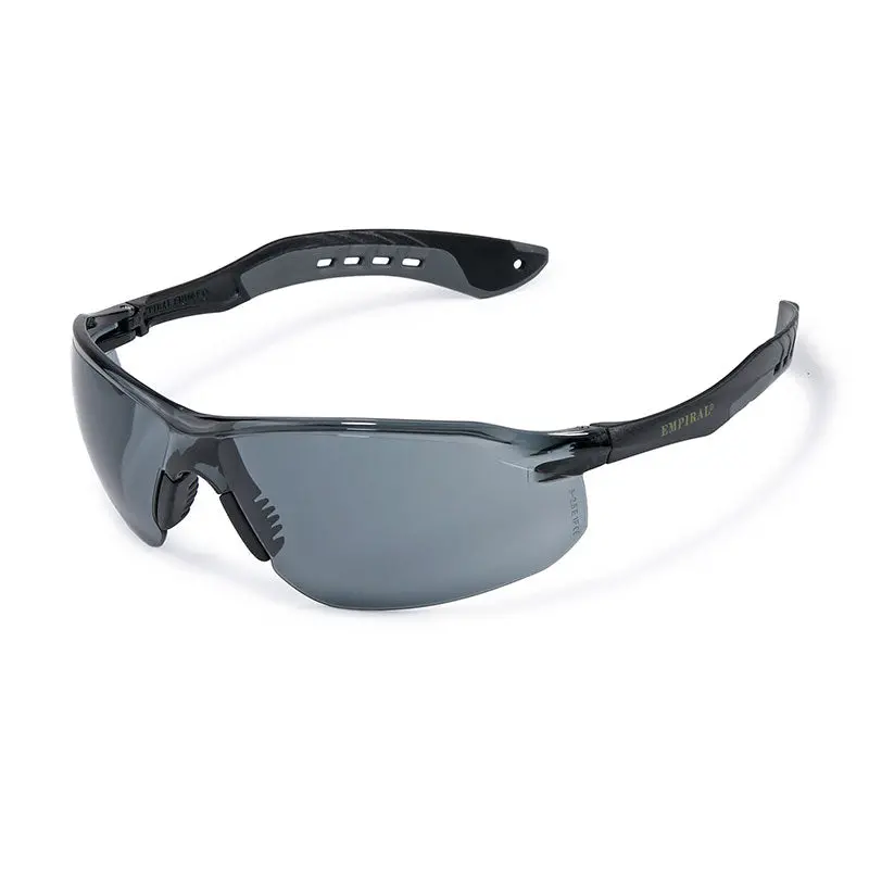 Active Smoke Ultra-Light Safety Glasses – Low-Light Adaptation, Uv & Scratch Resistant 1