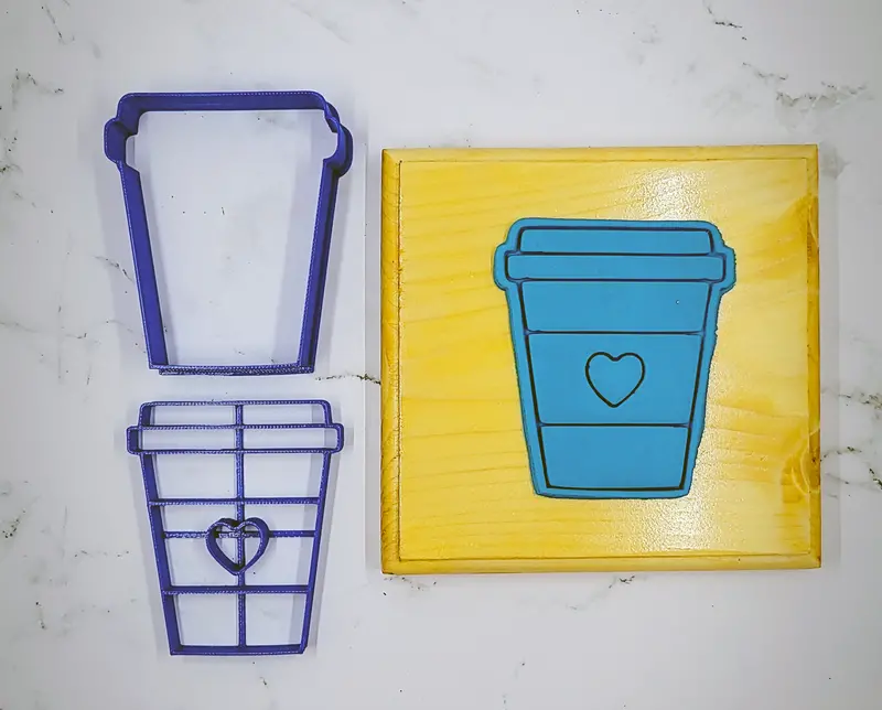 Barista-Style Coffee Cup Cookie Cutter Set (2-Piece) 1
