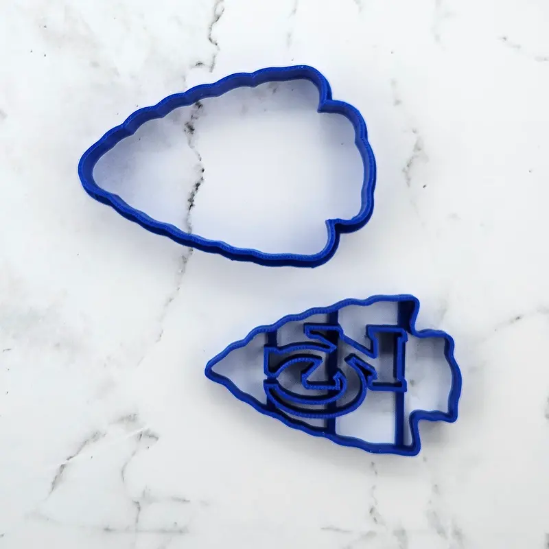 Kansas City Football-Themed Cookie Cutter Set (2-Piece) 1