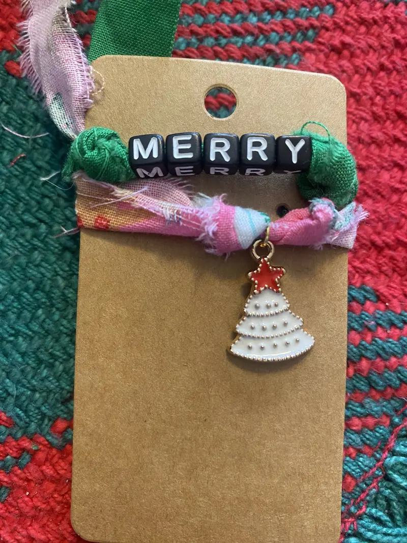 Merry Christmas Charm – White Tree Pendant 1