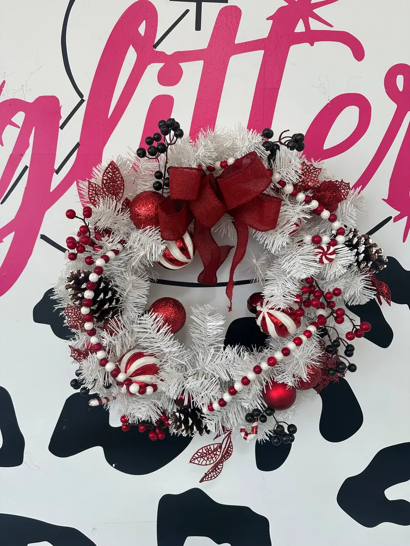 Peppermint & Berry Festive Wreath 1