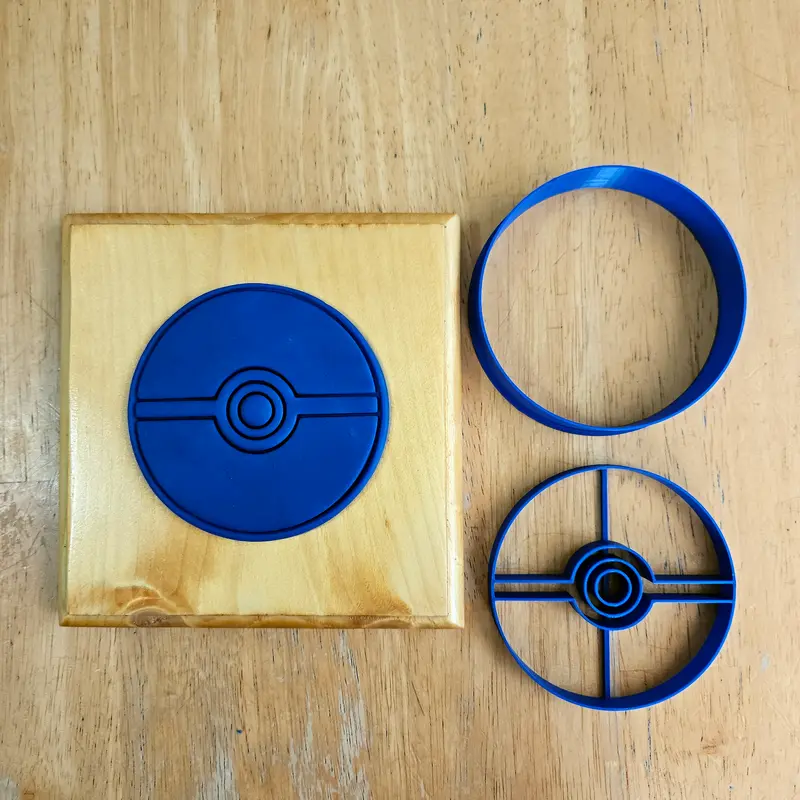 Pokéball-Inspired Trainer Sphere Cookie Cutter Set (2-Piece) 1