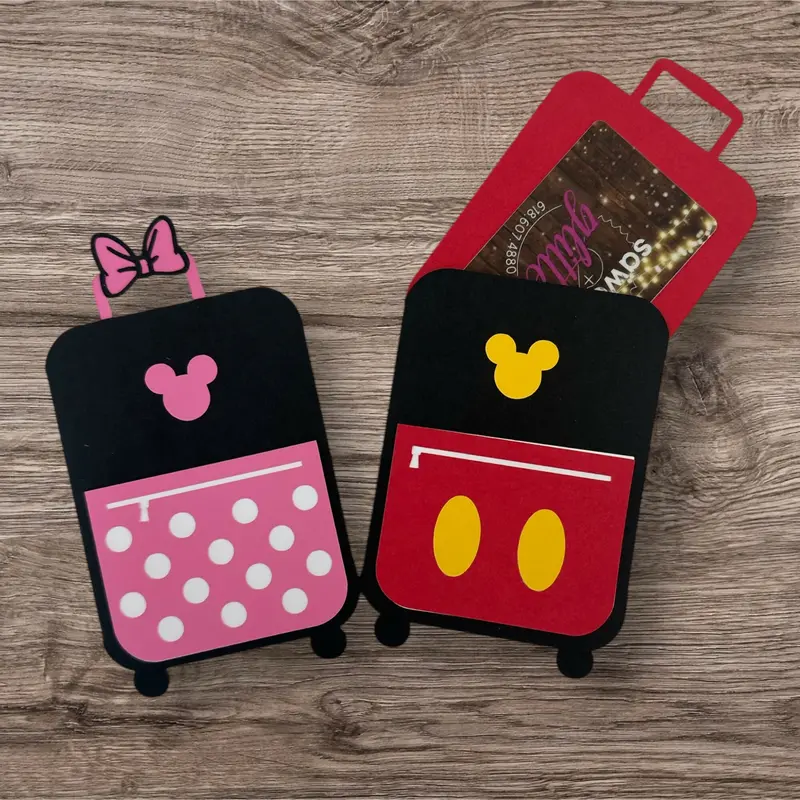 Travel-Inspired Gift Card Holder – Wanderlust-Themed Keepsake 1