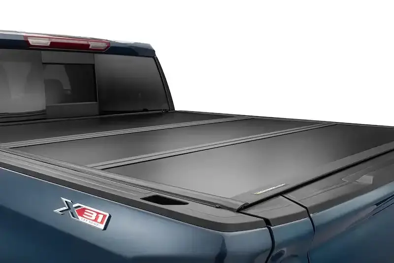 Undercover Sl54016 Hard-Folding Tonneau Cover – Compatible With 2017–2024 Nissan Titan (6.5 Ft Bed, With Or Without Utili-Track) 1